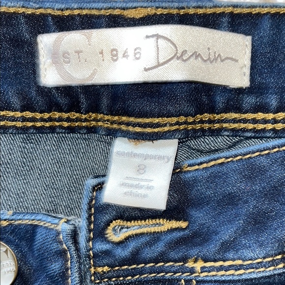 Stylish Blue Distressed Women capris - Picture 2 of 8